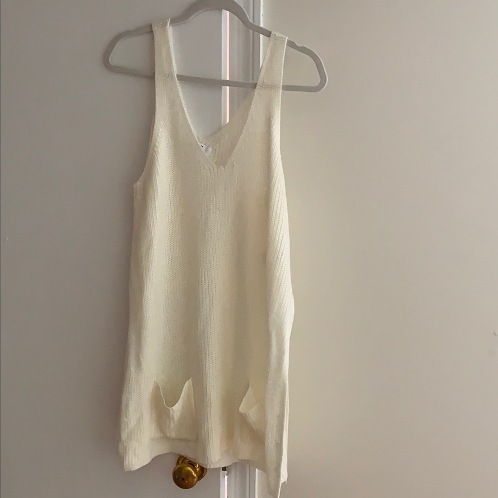 Knit tunic with side slits